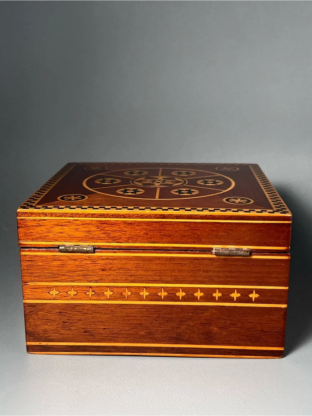 Decorative Wooden Jewelry Trinket Box